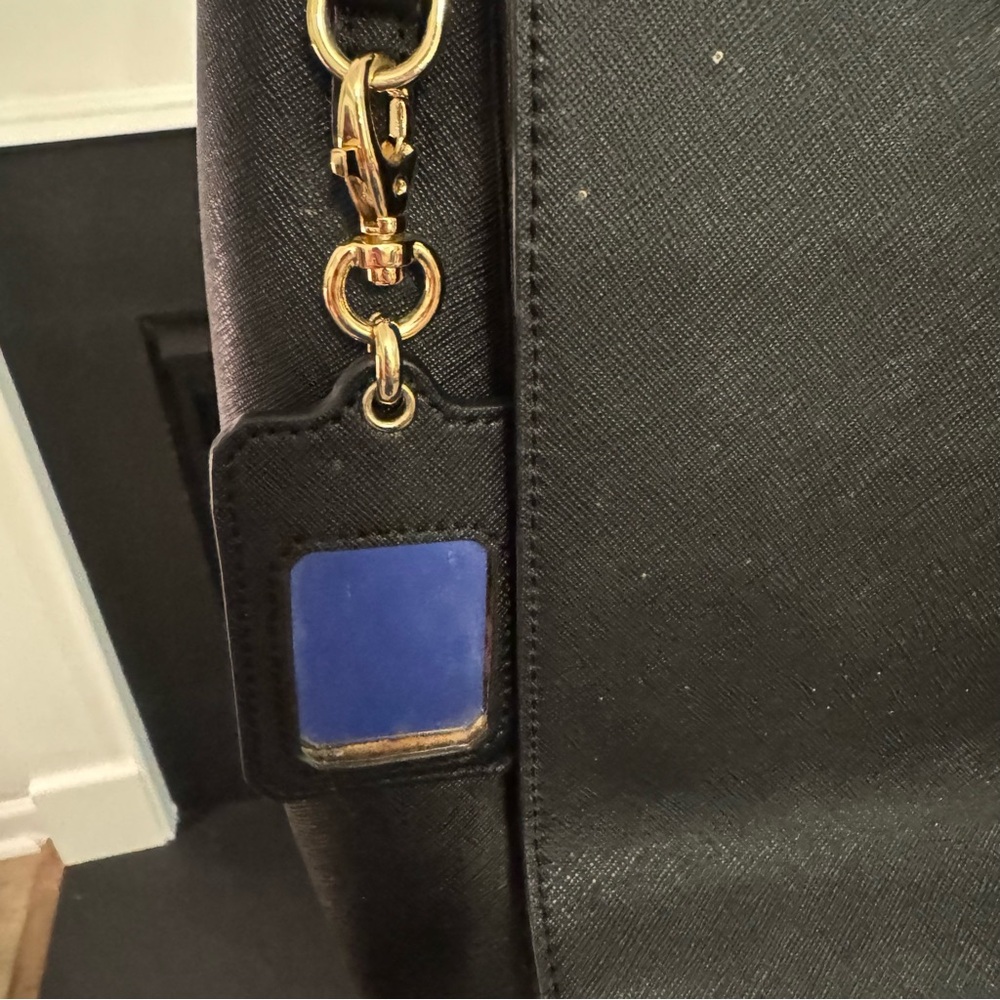 🖤 Samsonite Black Structured Tote with Gold Hardware - Picture 5 of 9